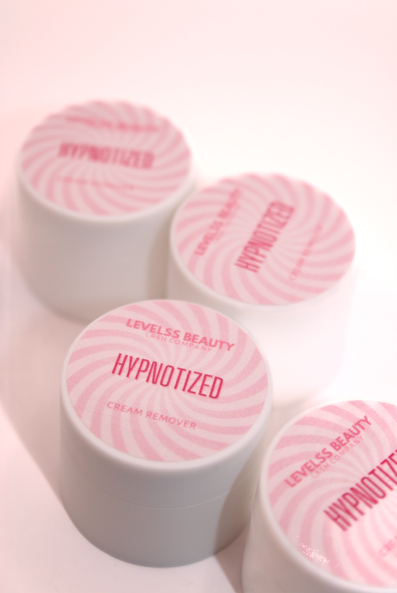 HYPNOTIEZD CREAM REMOVER